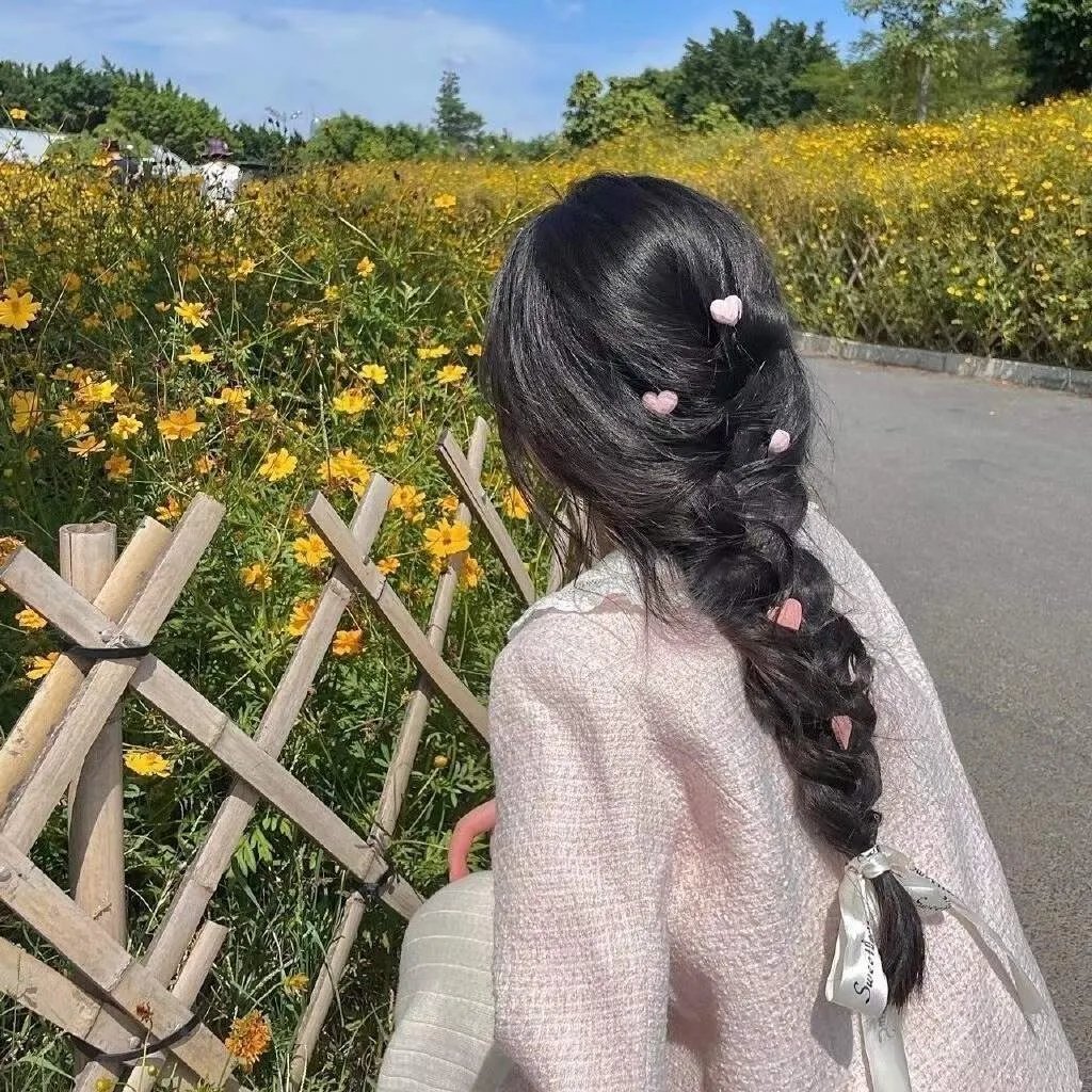 玉米上的麻雀海报