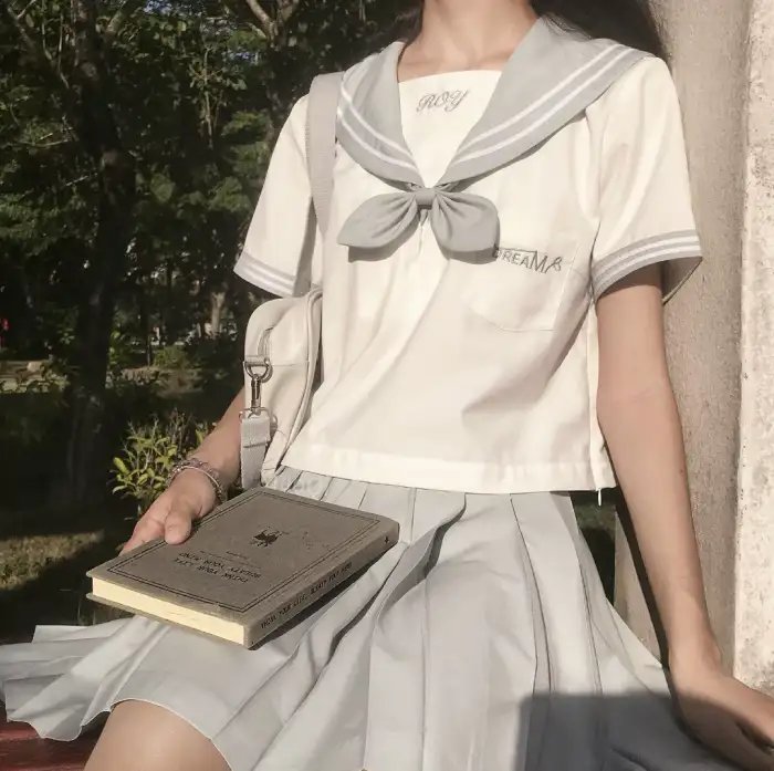 美人依旧海报
